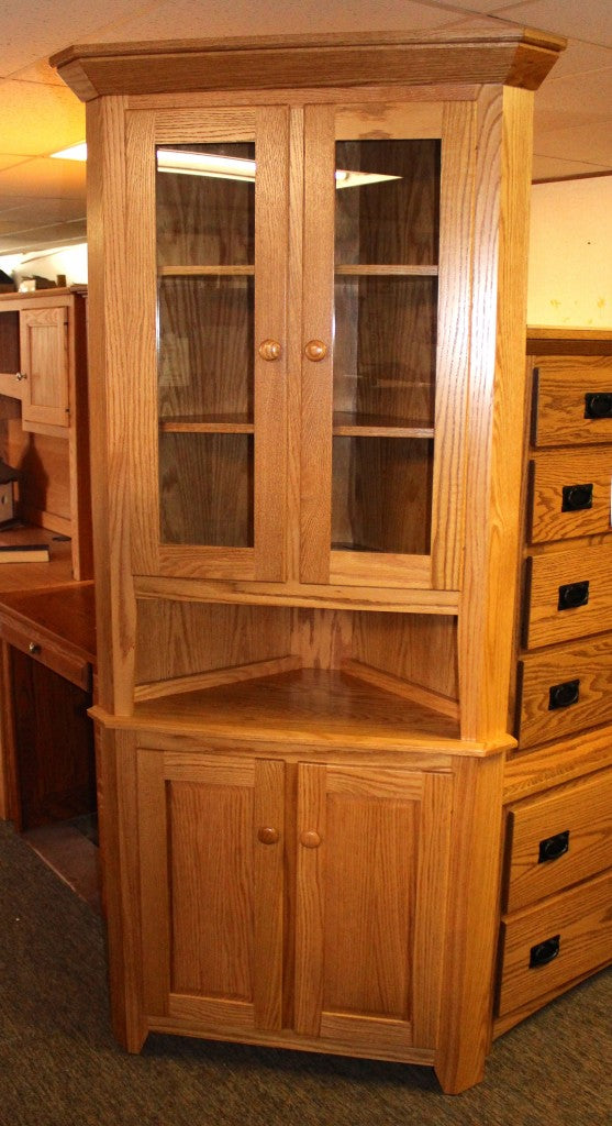 26″ Corner Shaker Hutch
