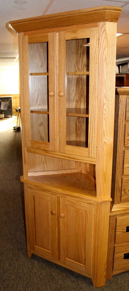 26″ Corner Shaker Hutch