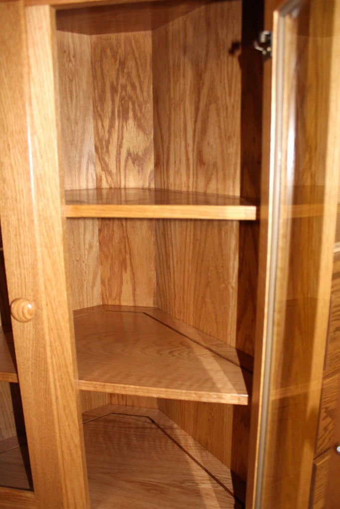 26″ Corner Shaker Hutch