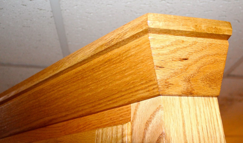 26″ Corner Shaker Hutch