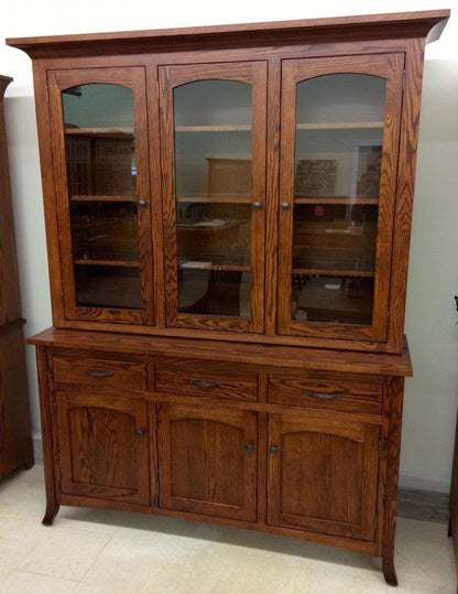Vienna 3-Door China Hutch