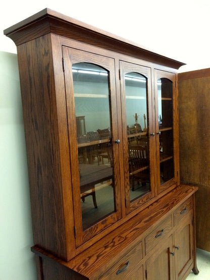 Vienna 3-Door China Hutch
