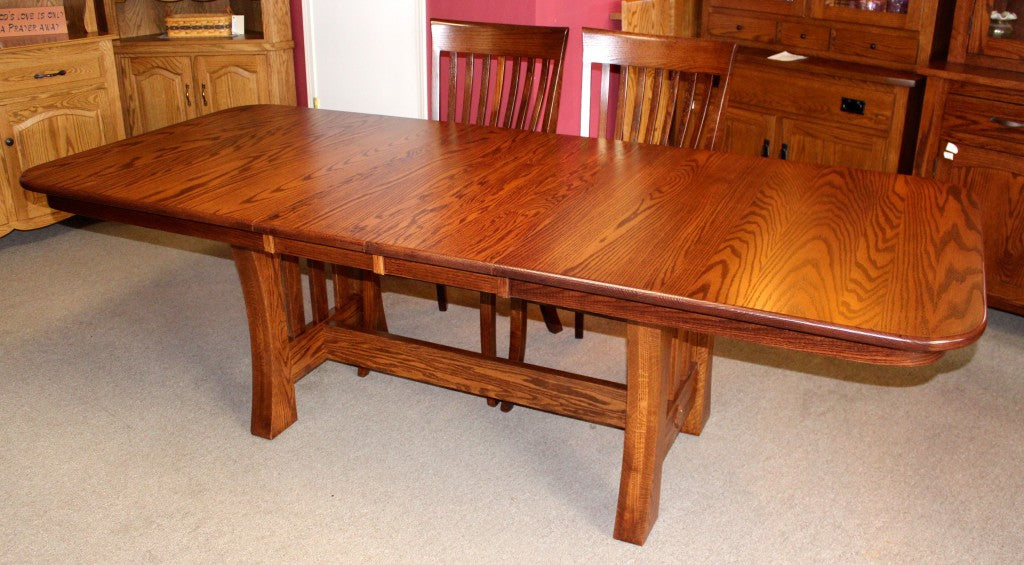 Curved Mission Table