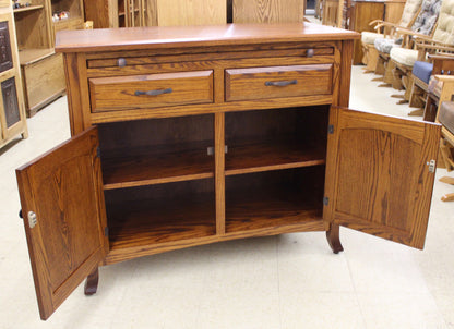 Vienna 2-Door 45″ Server