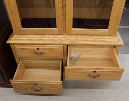 12 Gun Traditional Cabinet With Drawers