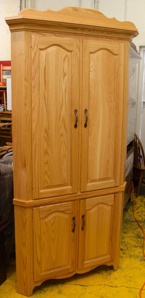 30″ Corner Country Hutch [Full Doors]