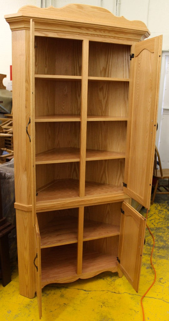 30″ Corner Country Hutch [Full Doors]