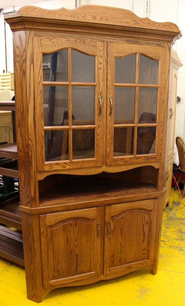 36″ Corner Country Hutch