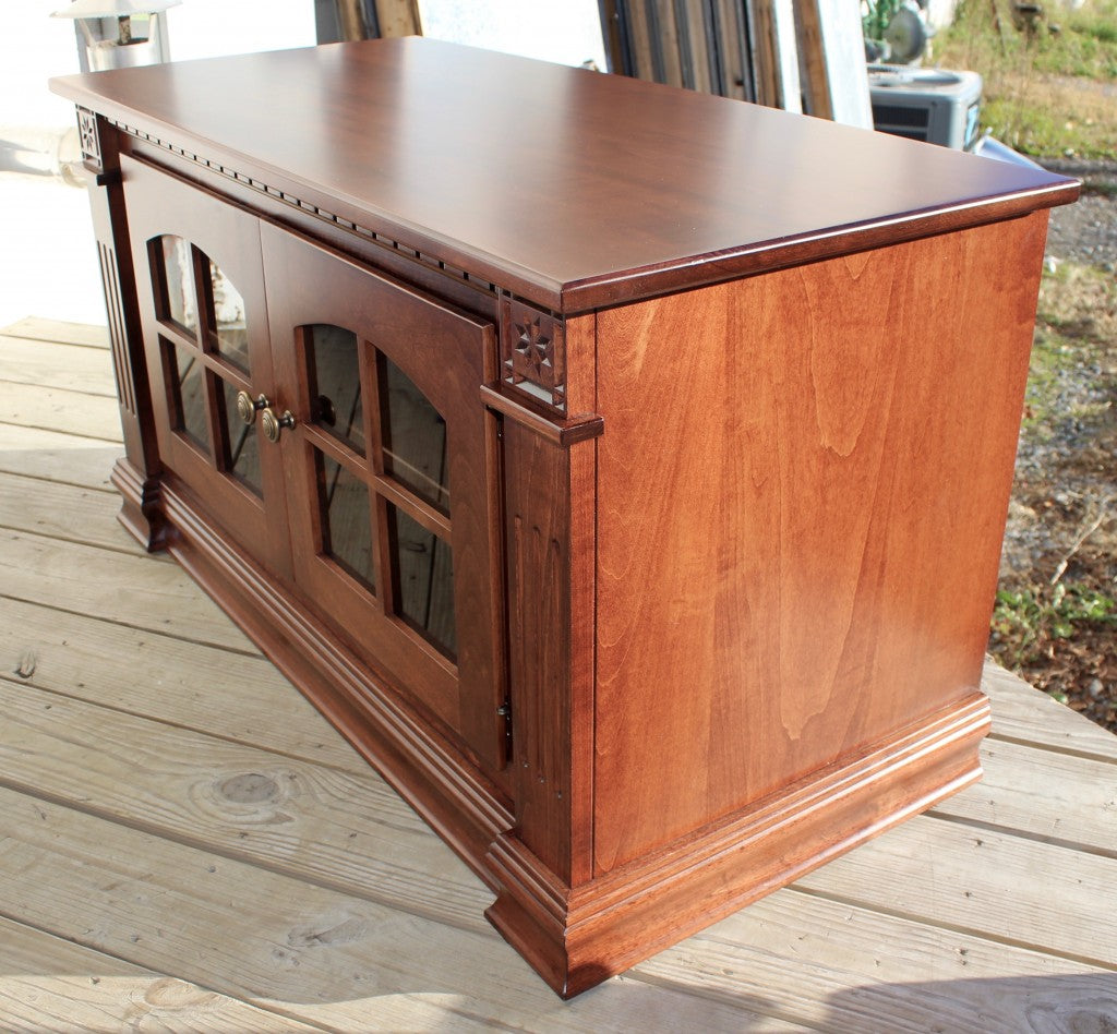 40" Deluxe Low TV Stand