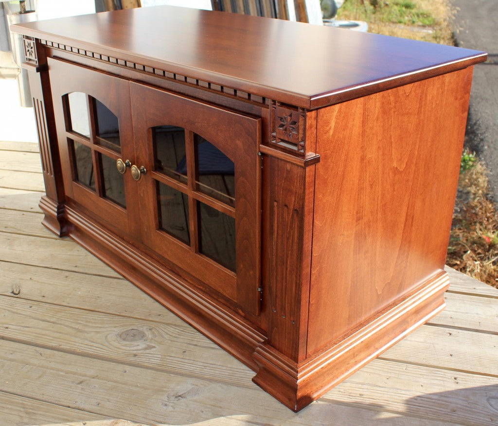 40" Deluxe Low TV Stand