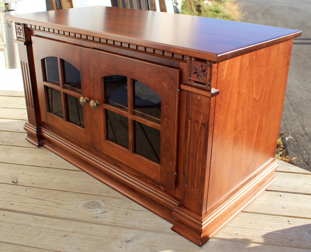 40" Deluxe Low TV Stand