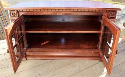 40" Deluxe Low TV Stand