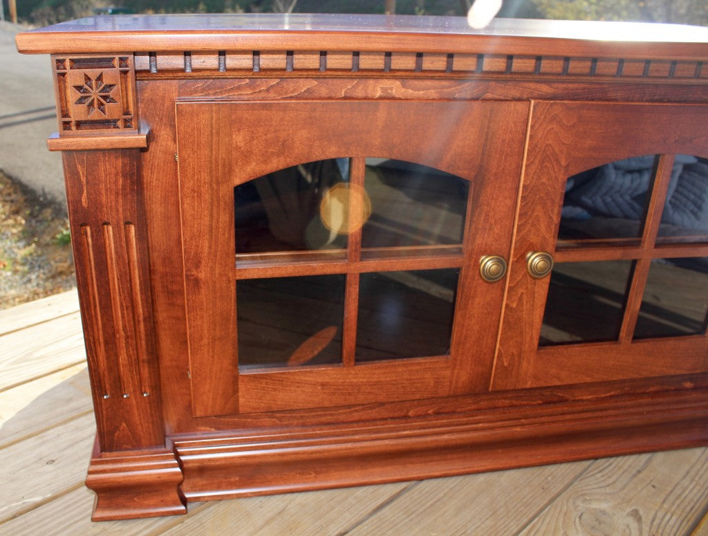 40" Deluxe Low TV Stand
