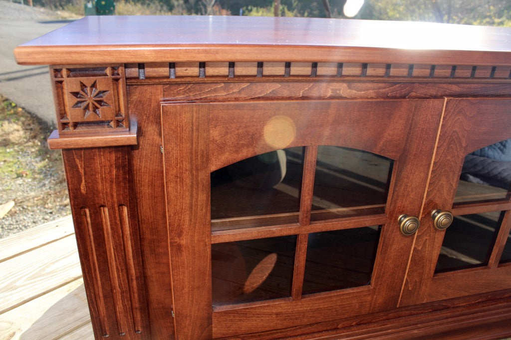 40" Deluxe Low TV Stand