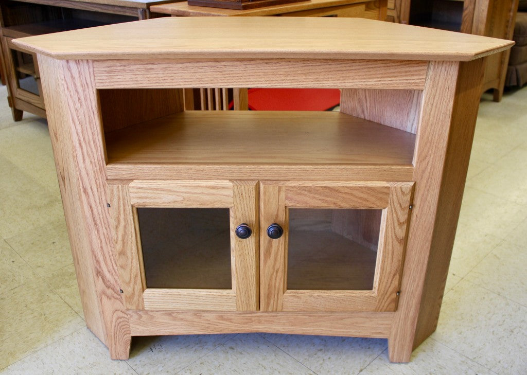 Linwood 40″ Corner TV Stand