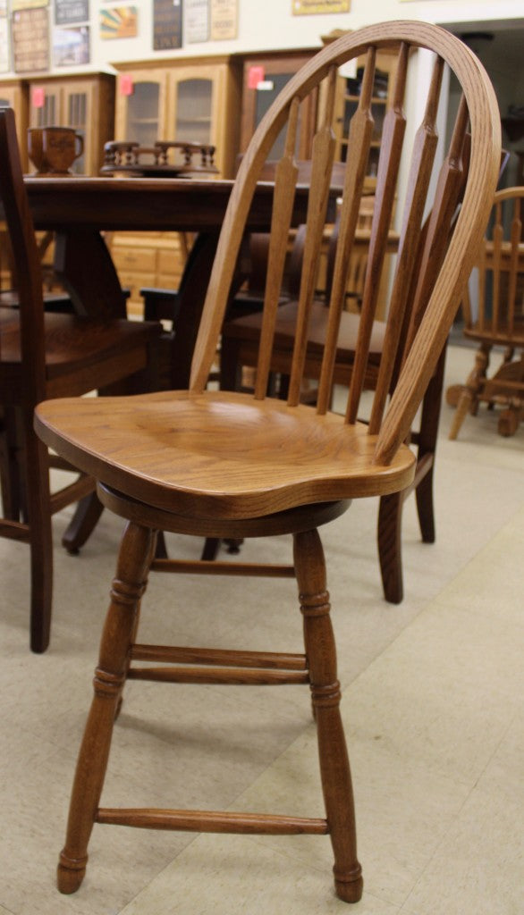 24″ Arrow Back Stool