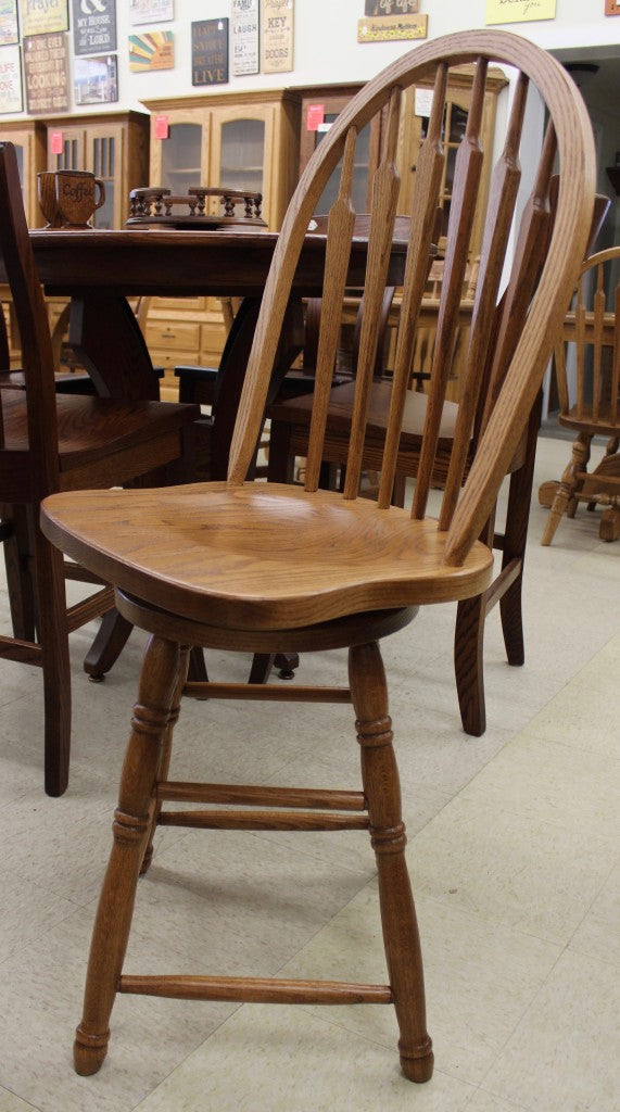 24″ Arrow Back Stool