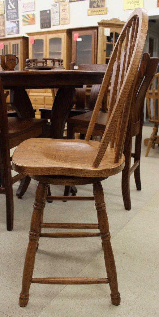 24″ Arrow Back Stool