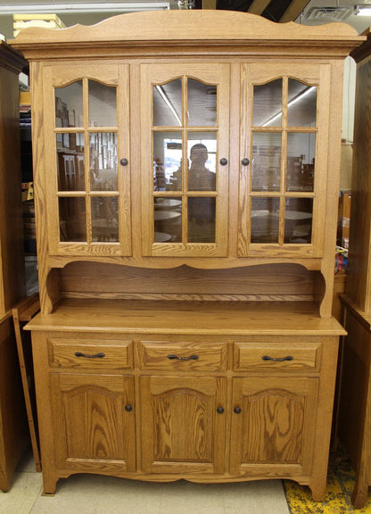 3-Door Country Hutch