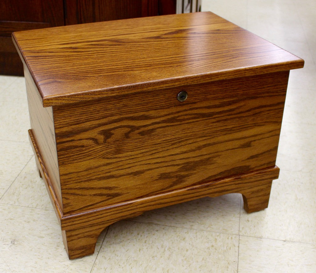 Mini Flat Top Blanket Chest