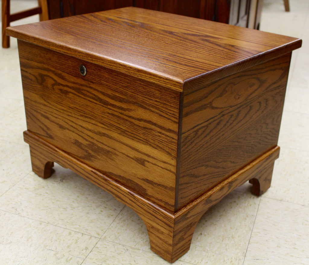 Mini Flat Top Blanket Chest