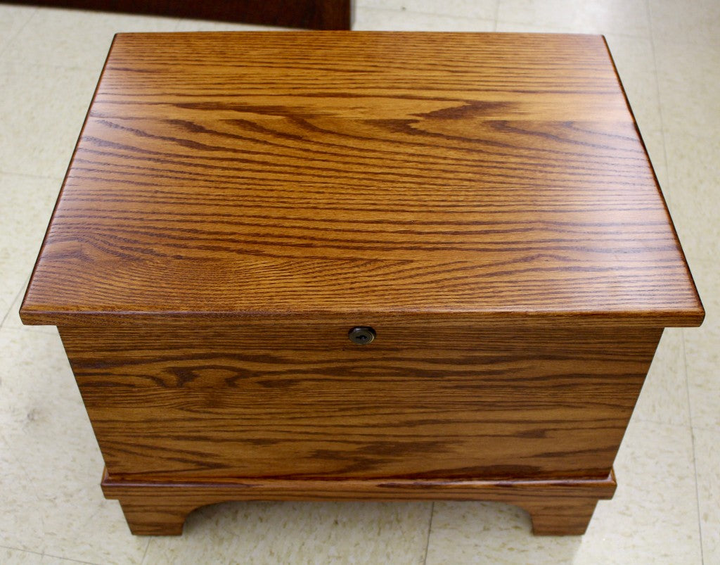 Mini Flat Top Blanket Chest
