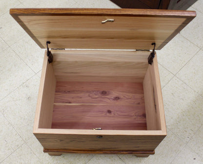 Mini Flat Top Blanket Chest