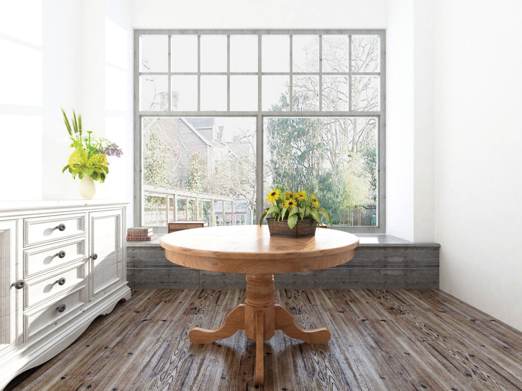 Traditional Reeded Single Pedestal Table