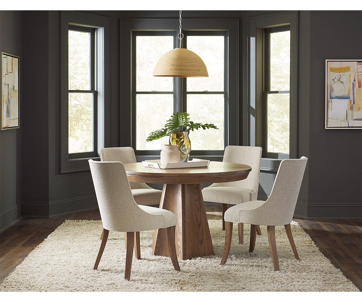 Brogan Table room setting